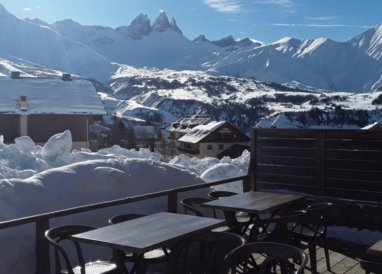 Salon de thé – Le Thé Lait Ski