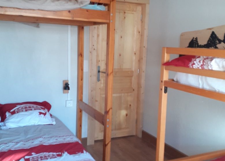 o lop isqui Appartement pied des pistes station albiez montrond12 personnes