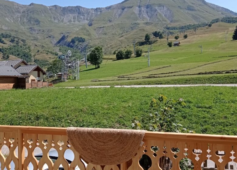 o lop isqui Appartement pied des pistes station albiez montrond12 personnes