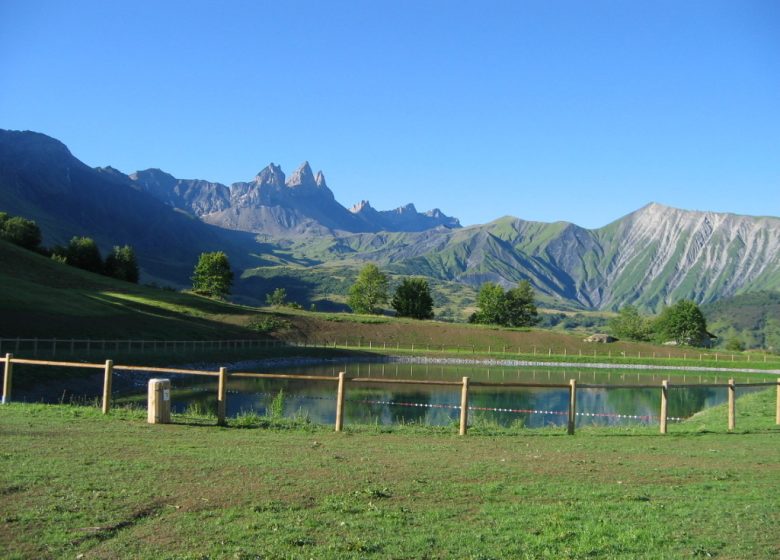 La Grange de Pierre, Chez Charles