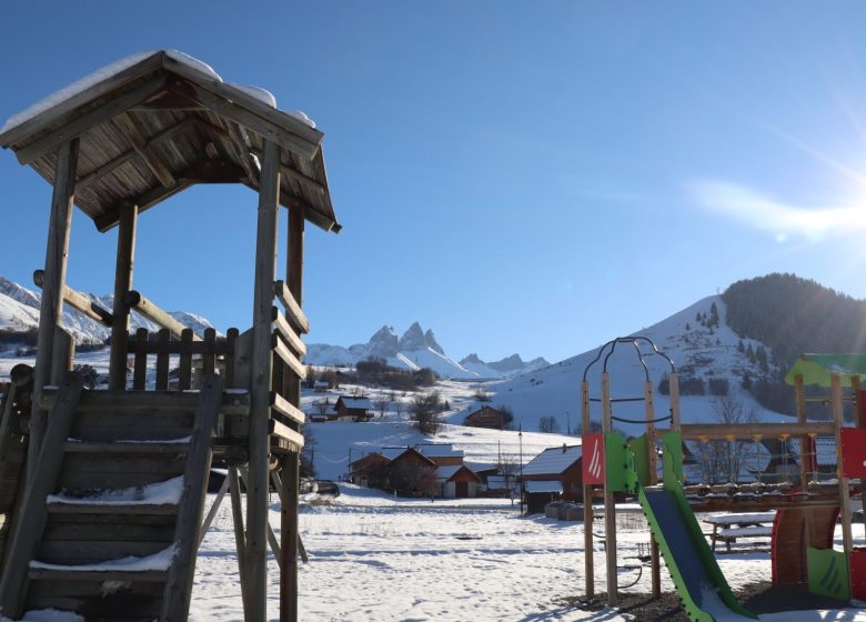 Tables de pique-nique des Contamines