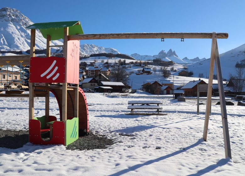 Tables de pique-nique des Contamines