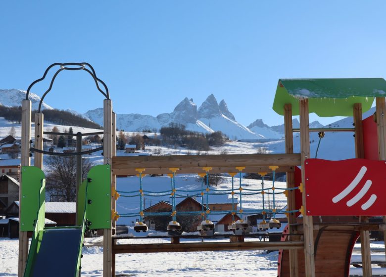 Tables de pique-nique des Contamines